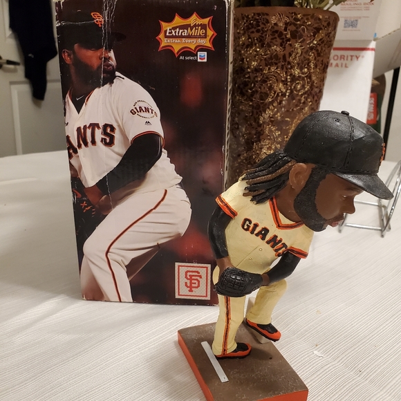 JOHNNY CUETO SHIMMY BOBBLE HEAD 2017 # SF GIANTS - Picture 2 of 13